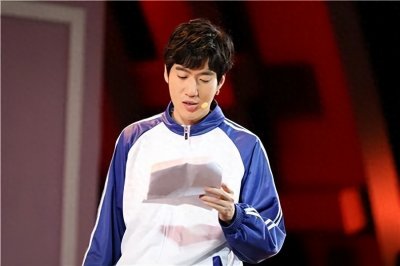 ​常远是出身相声世家，能靠家境却独自努力，娶了平凡妻子幸福甜蜜