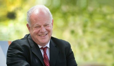 ​“积极心理学之父”马丁·塞利格曼：真实的幸福来自于优势和美德