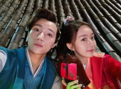 ​《小仵作》冷月的饰演者，拍戏时腿被马车碾压，还被渣男骗感情