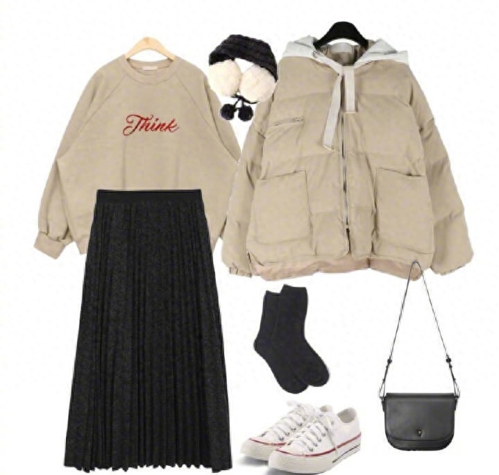 秋冬的短款羽绒服太好穿了！玩转“羽绒服”穿搭，百搭显瘦还保暖