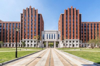 ​云南昆明云子中学长丰学校简介！有多少学生？如何收费？