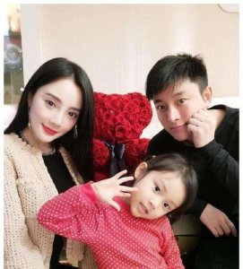 ​贾乃亮和李小璐是不是复合了(李小璐贾乃亮复婚最新消息)