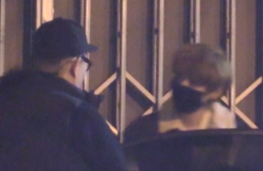 笑不活了！鹿晗与知名狗仔隔空对喷，互相暗骂不带一个脏字