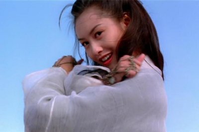 ​50岁朱茵为老公庆生送惊喜(朱茵的老公个人资料简介)