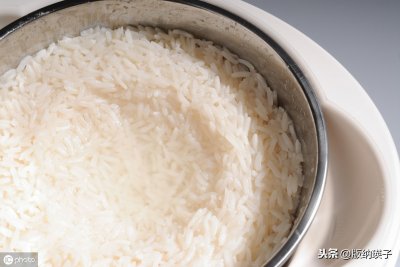 ​农村传统甜米酒制作，简单又美味，掌握技巧，1分钟学会