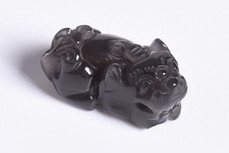 黑曜石的佩戴禁忌，黑曜石是不能乱戴的