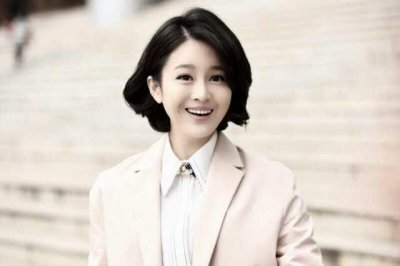 ​《鸡毛飞上天》林伊婷：从小镇青年到交际花，质朴妩媚只在瞬间