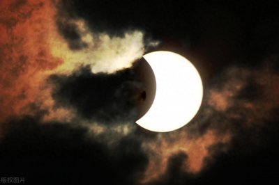 ​2024年4月9日凌晨将有日全食，出现时间是啥时候？国内能看到吗？