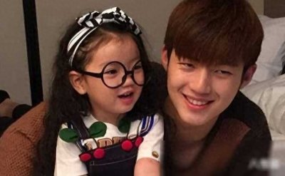 ​阿拉蕾崔雅涵：从呆萌娃到荧屏小女神的华丽蜕变