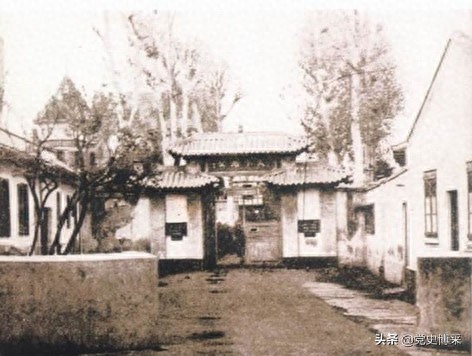 【谍说】关露：忍辱负重，打入日伪76号魔窟的知名女作家