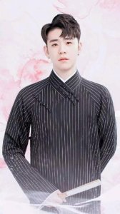 ​张云雷此人真是不简单，竟是郭德纲小舅子