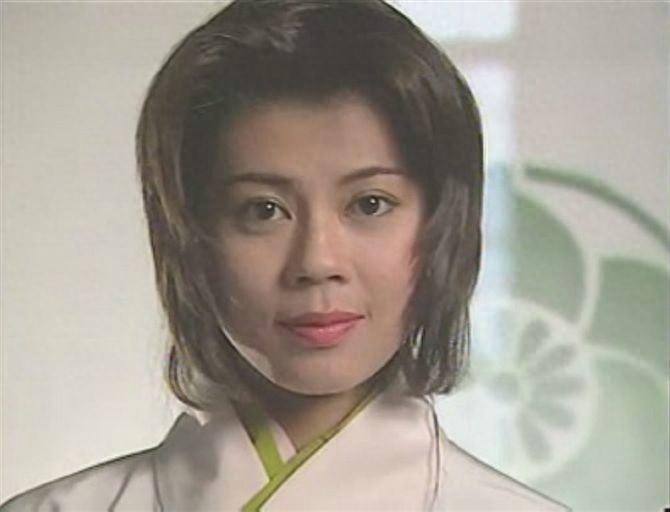 梁佩玲：凭任盈盈一角爆红，遇大难不死，今却连走路都难