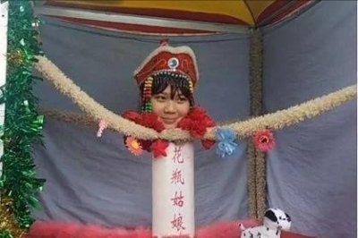 ​解密：长在花瓶里的姑娘，终于知道是这么回事了！老板都赚翻了