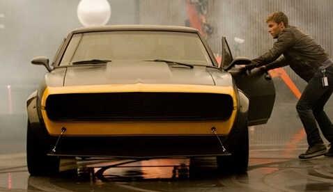 电影《变形金刚》1-4中分别出现了哪些型号的汽车？-