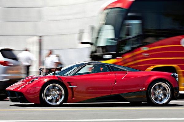 电影《变形金刚》1-4中分别出现了哪些型号的汽车？-