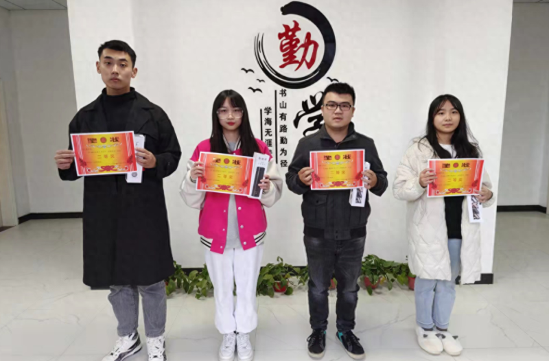 同升湖复读学校(长沙同升湖高考复读学校？)