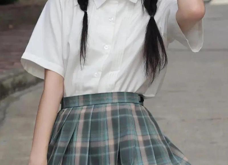 男生怎么正确和女生接吻 接吻的详细步骤是什么