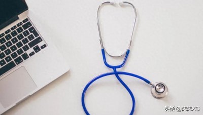 ​外科医生主任医师的月底薪为6200元？高薪？