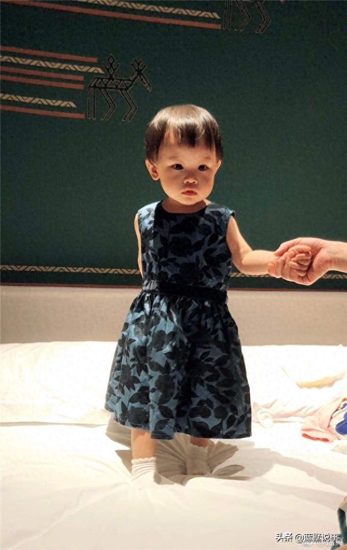 “马小翠”孟真和她的孩子，离开赵家班也是幸福满满