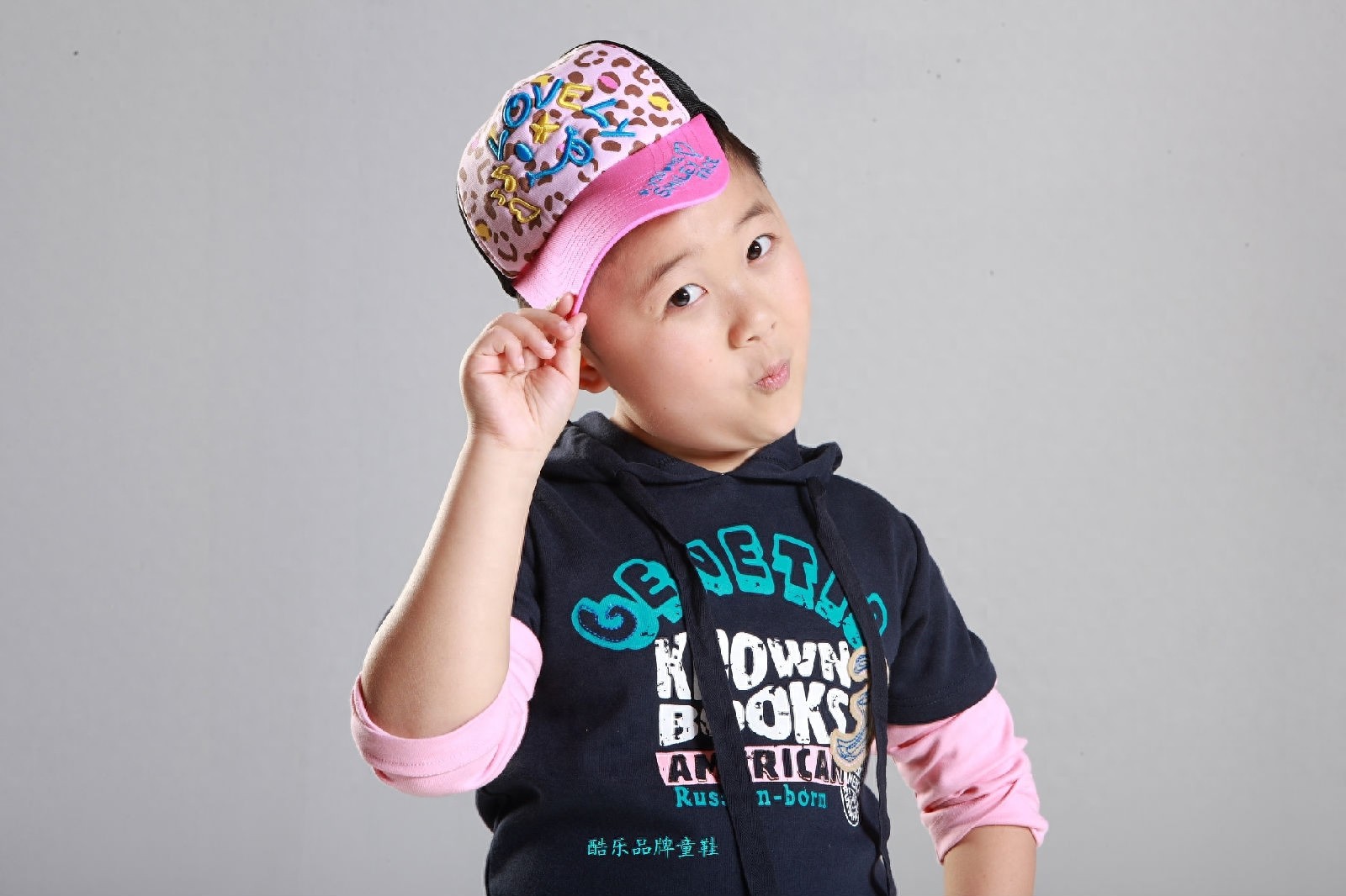 他是《还珠格格》里的东儿，因病五岁身高70厘米，如今这样了