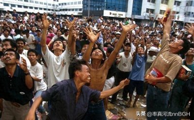 ​30万印尼华人被屠！中国竟然不出手，这背后到底有啥考量？