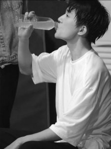 ​【易烊千玺高清壁纸系列】