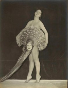 ​20张有点诡异的老照片，重点是诡异！