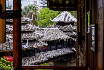 ​诗经《风雨》：既见君子，云胡不喜
