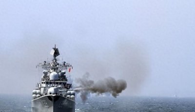​美军舰在黄海军演，中方为何不阻止？原来黄海不完全属于中国